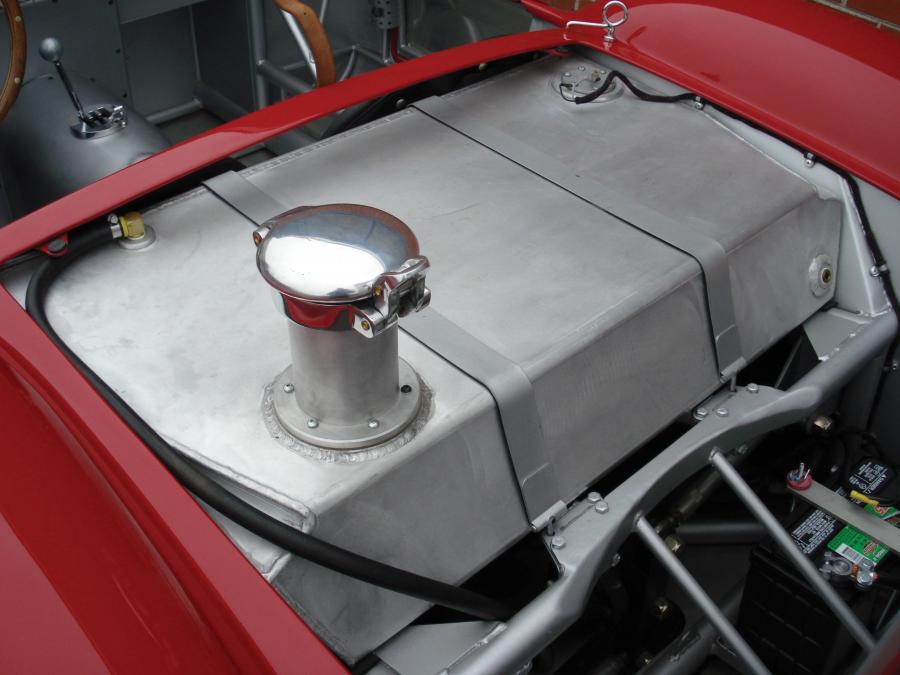  Ferrari 250 Testarossa Recreation 1957 года  (фото 5 из 8)